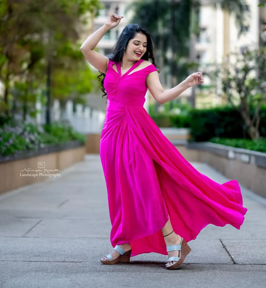 ETV Actress Priyanka Jain Wearing Pink Gown